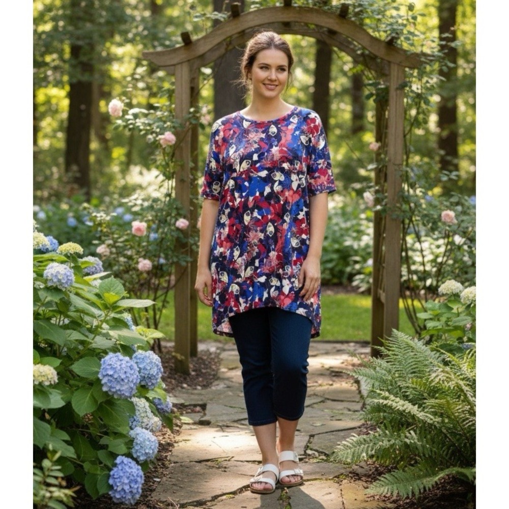 LuLaRoe Womens Size Small Disney Villian Maleficent Irma Tunic Top High Low
